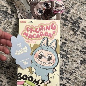 Exciting Macaron Monsters Box